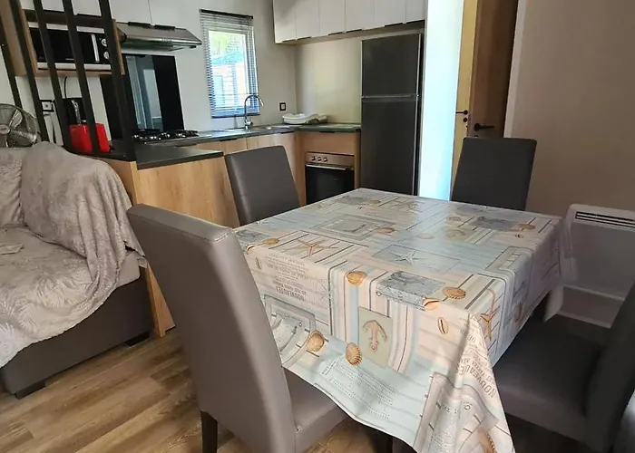 Confortable A - 45 M² * Σαιν-Ζαν-ντε-Μον